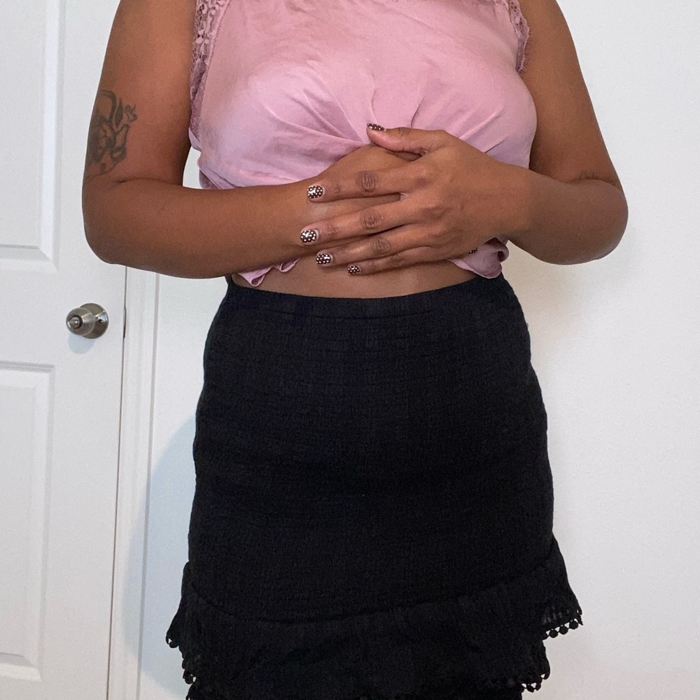 Elegant Black Lace Trim Skirt